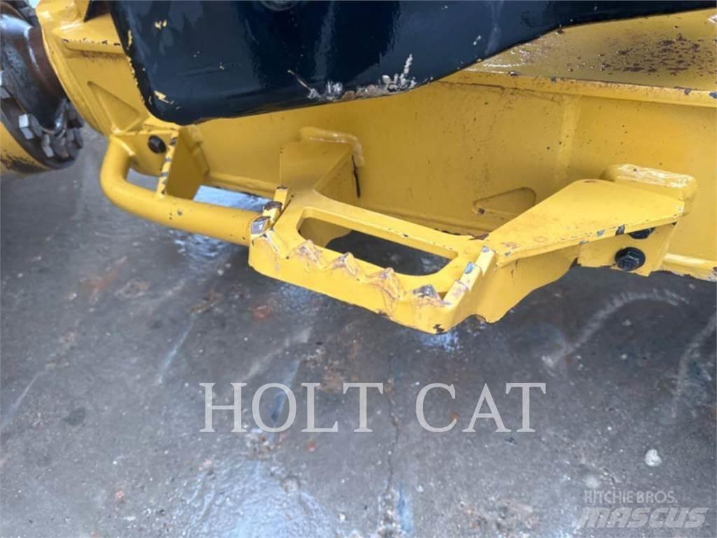 CAT D6 VP بلدوزرات مجنزرة