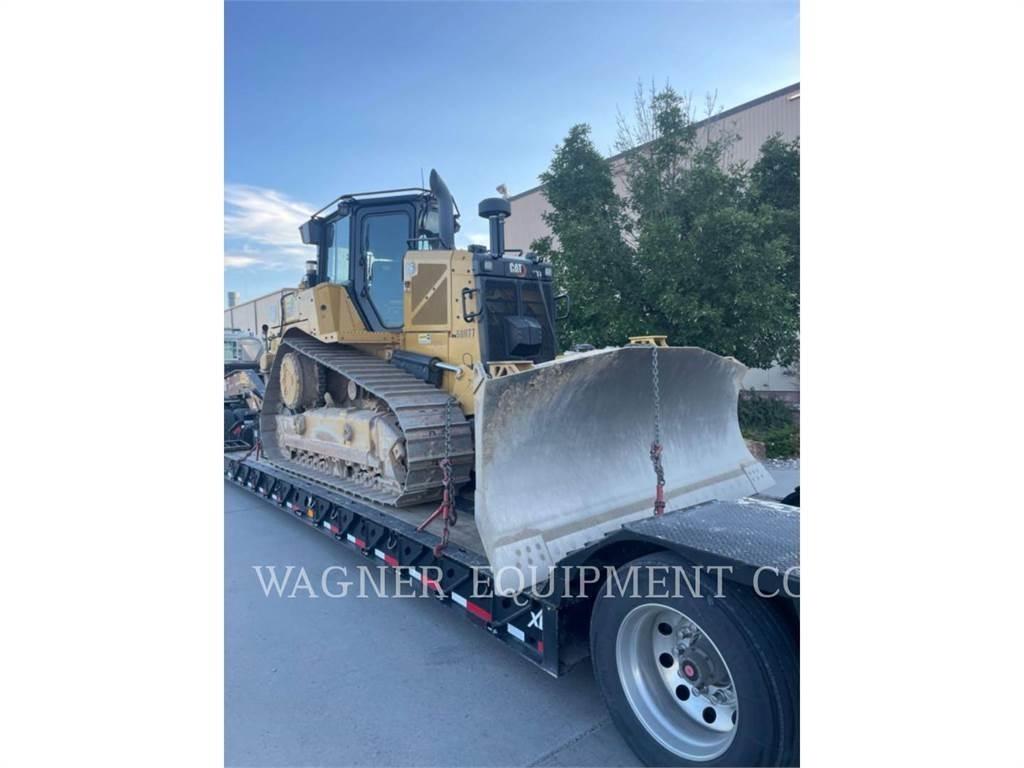 CAT D6 VP بلدوزرات مجنزرة