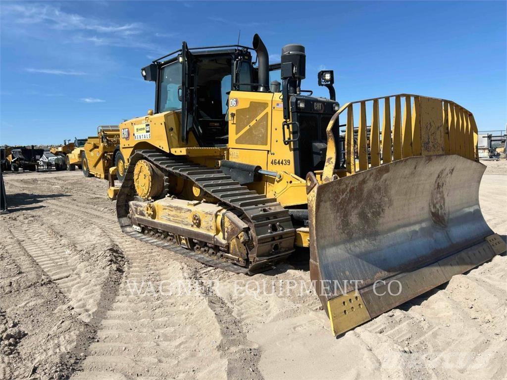 CAT D6 VP بلدوزرات مجنزرة