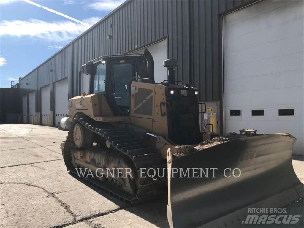 CAT D6 VP بلدوزرات مجنزرة