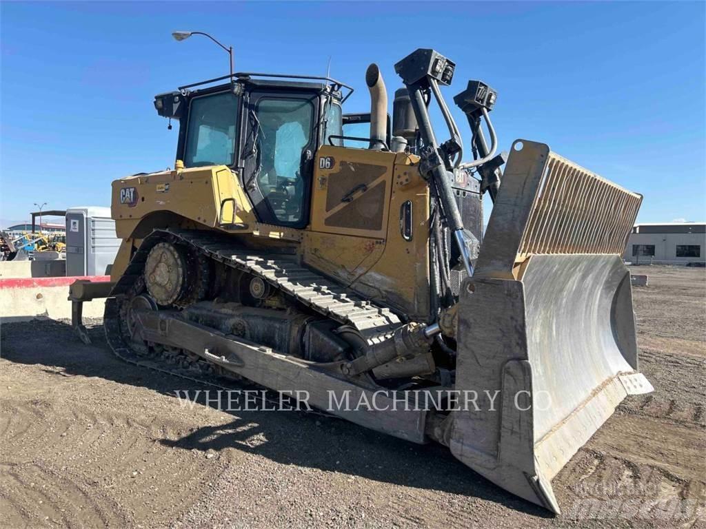 CAT D6 WASTE بلدوزرات مجنزرة