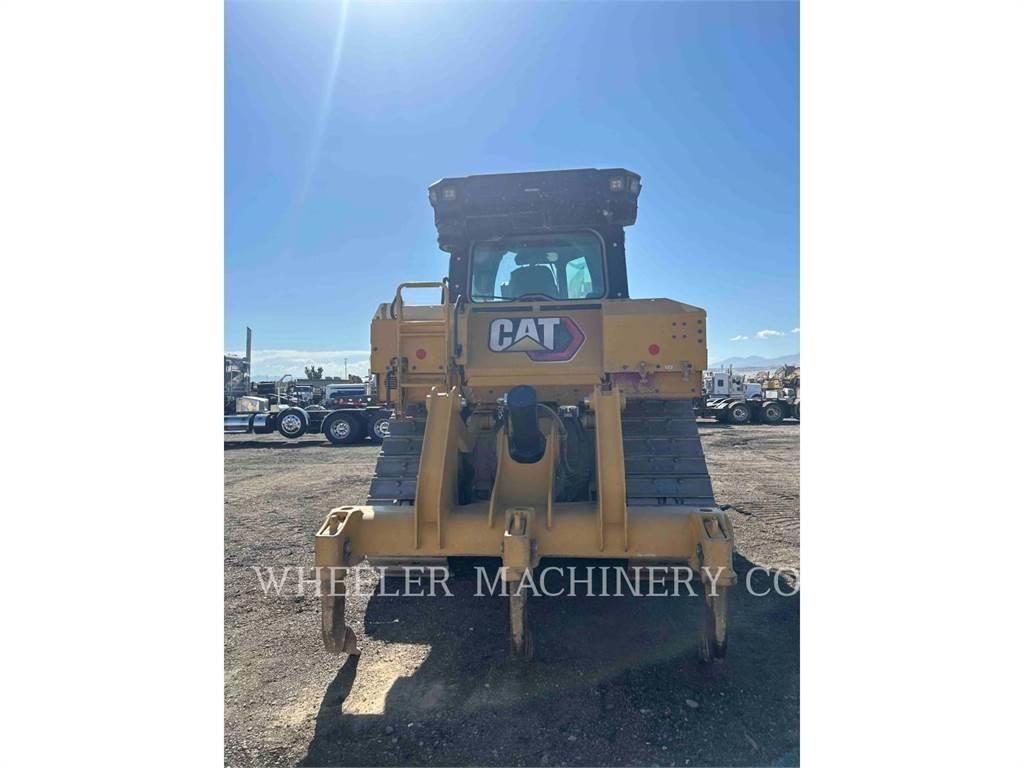CAT D6 WASTE بلدوزرات مجنزرة