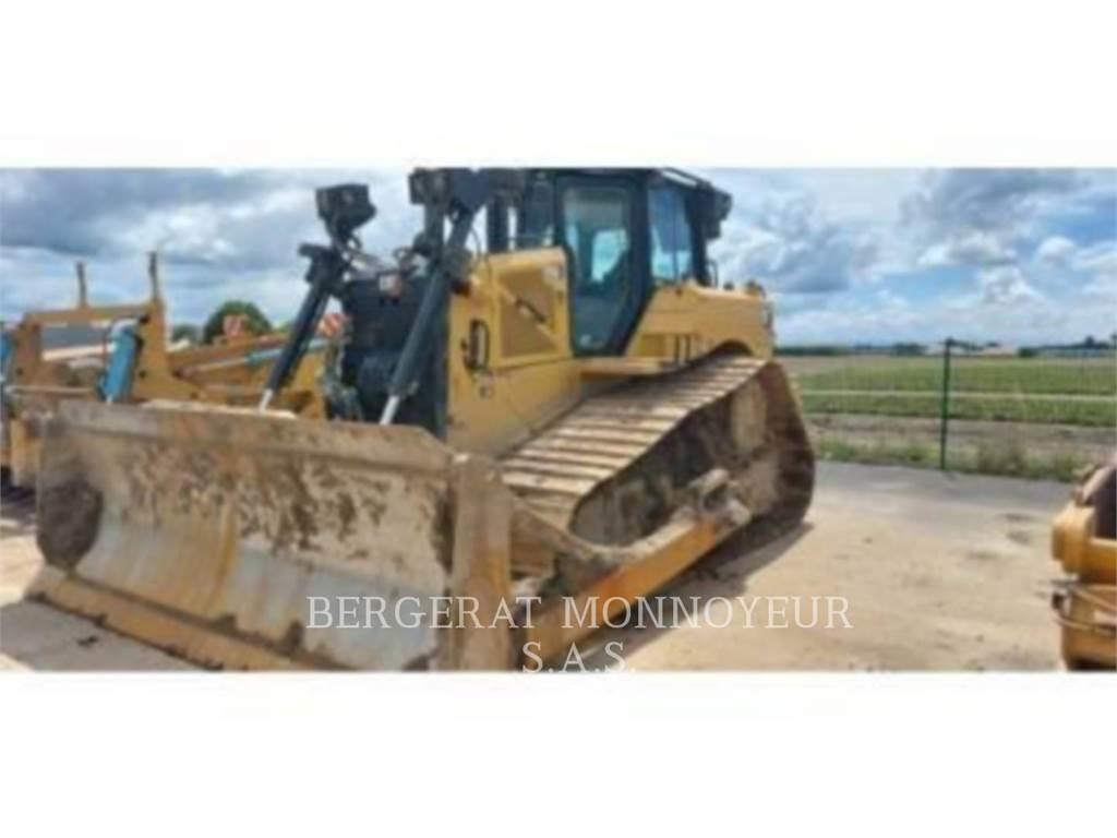 CAT D6 XE بلدوزرات مجنزرة