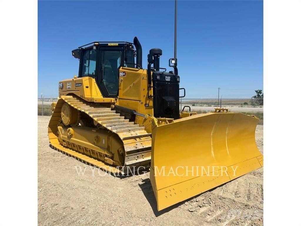 CAT D6 XE LGP بلدوزرات مجنزرة
