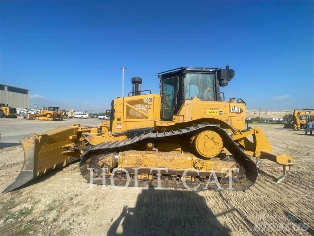CAT D6 XELGPVP بلدوزرات مجنزرة