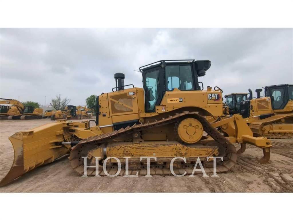 CAT D6 XELGPVP بلدوزرات مجنزرة