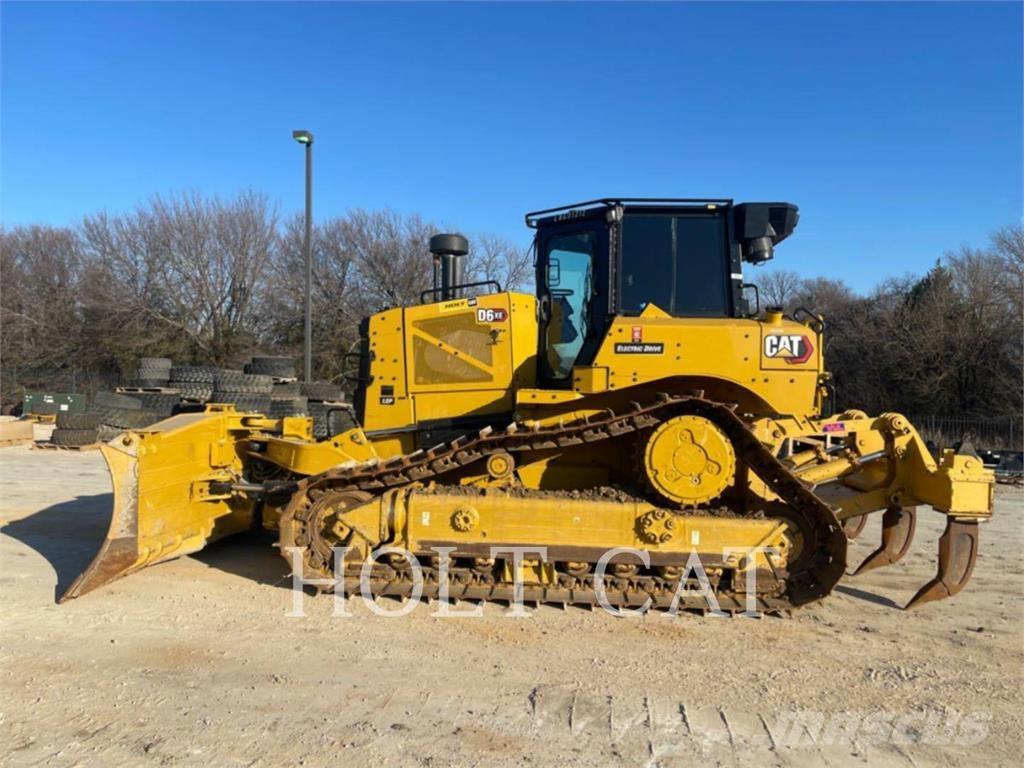 CAT D6 XELGPVP بلدوزرات مجنزرة