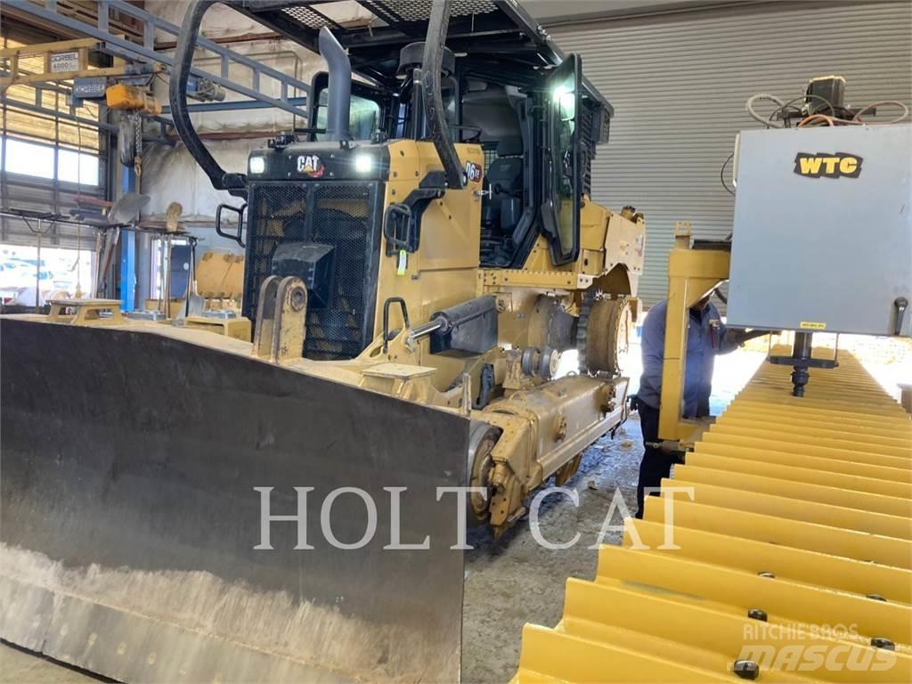 CAT D6 XEVP بلدوزرات مجنزرة