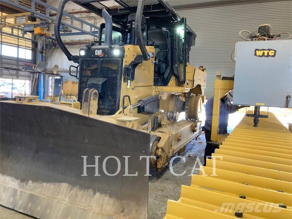 CAT D6 XEVP بلدوزرات مجنزرة