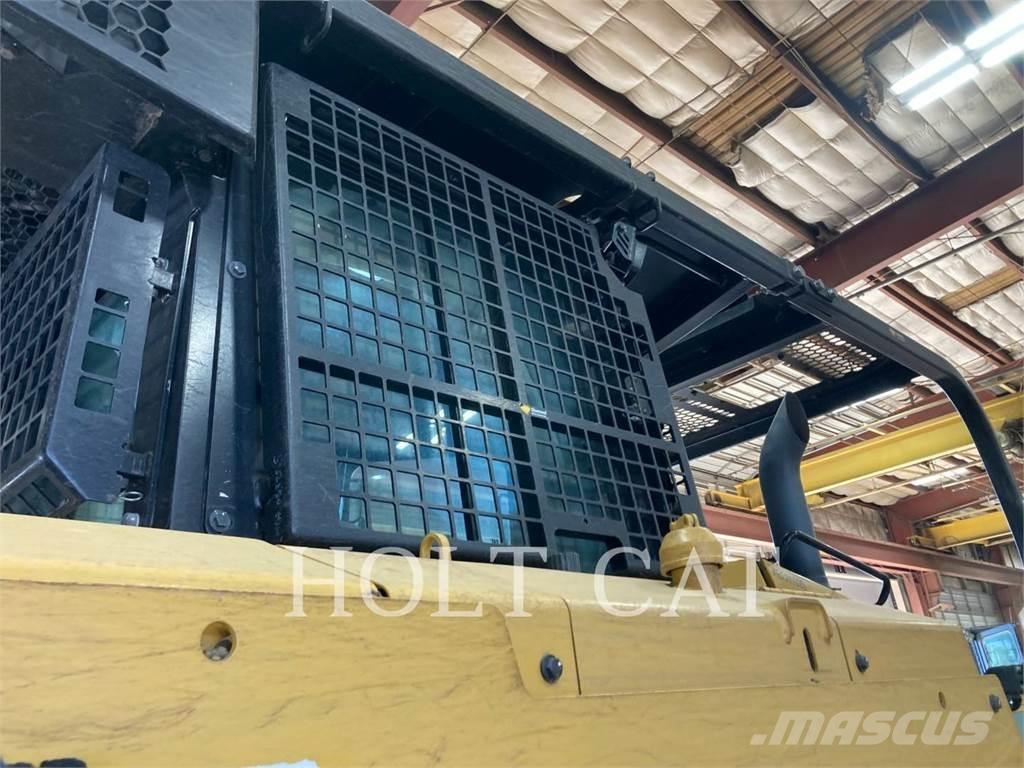 CAT D6 XEVP بلدوزرات مجنزرة