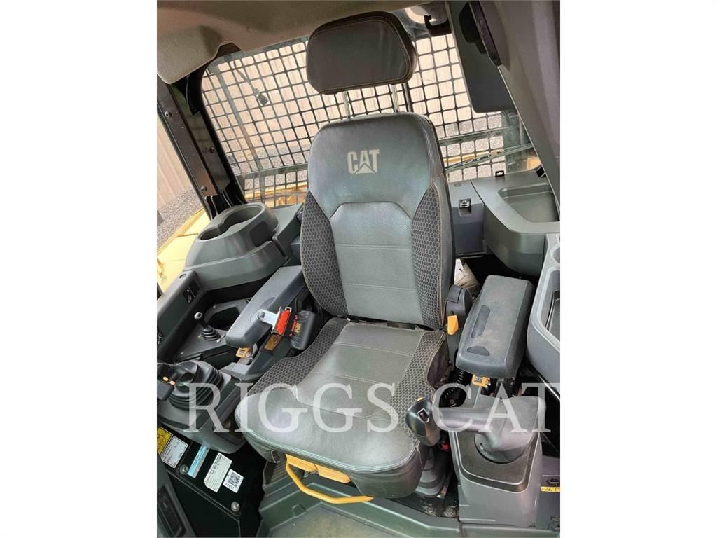CAT D6 XL AG بلدوزرات مجنزرة