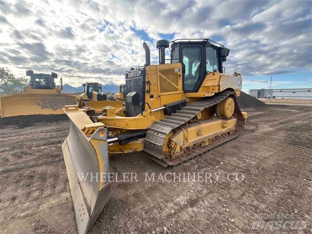 CAT D6 XL VP بلدوزرات مجنزرة