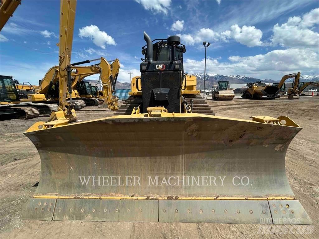 CAT D6 XL VP بلدوزرات مجنزرة