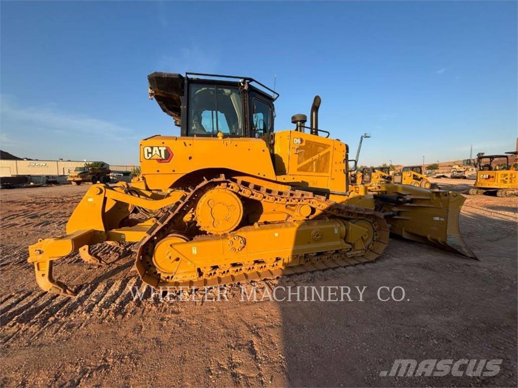 CAT D6 XL VP بلدوزرات مجنزرة