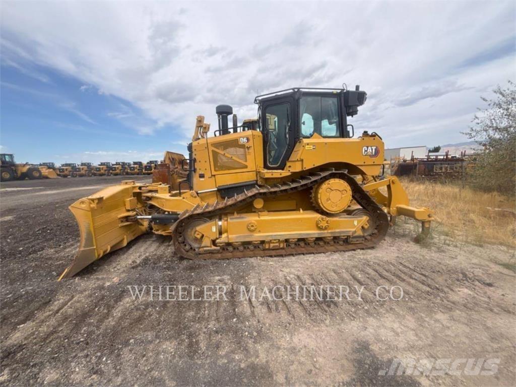 CAT D6 XL VP بلدوزرات مجنزرة