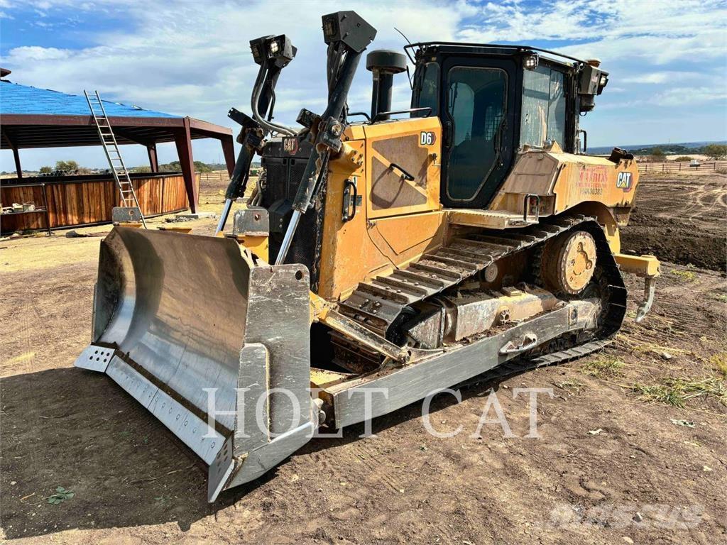 CAT D620 بلدوزرات مجنزرة