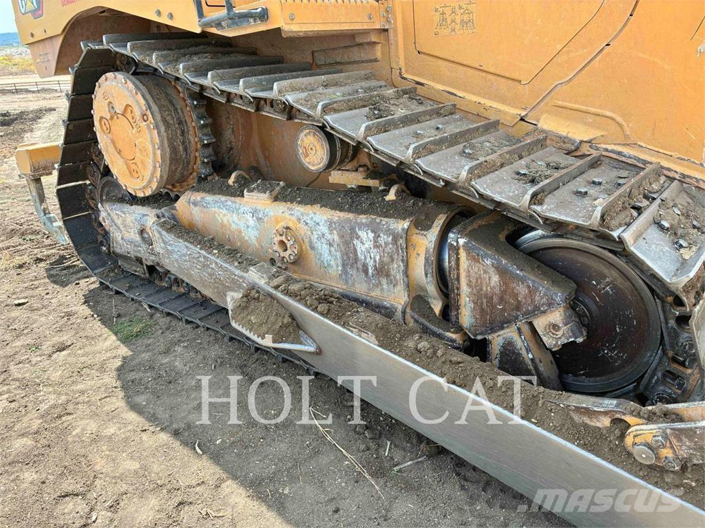 CAT D620 بلدوزرات مجنزرة