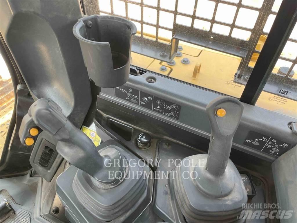 CAT D620VP بلدوزرات مجنزرة