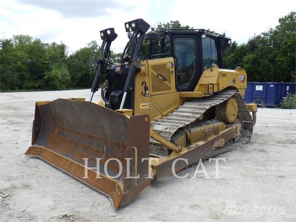 CAT D620XE بلدوزرات مجنزرة