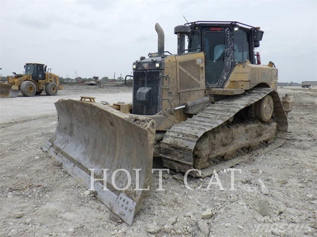 CAT D620XEVP بلدوزرات مجنزرة