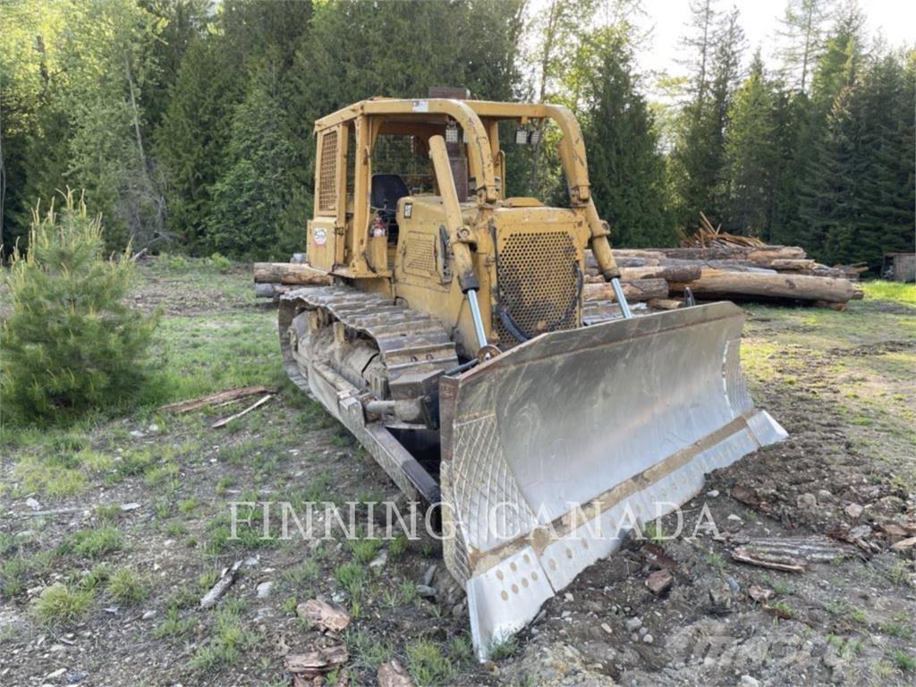 CAT D6E بلدوزرات مجنزرة