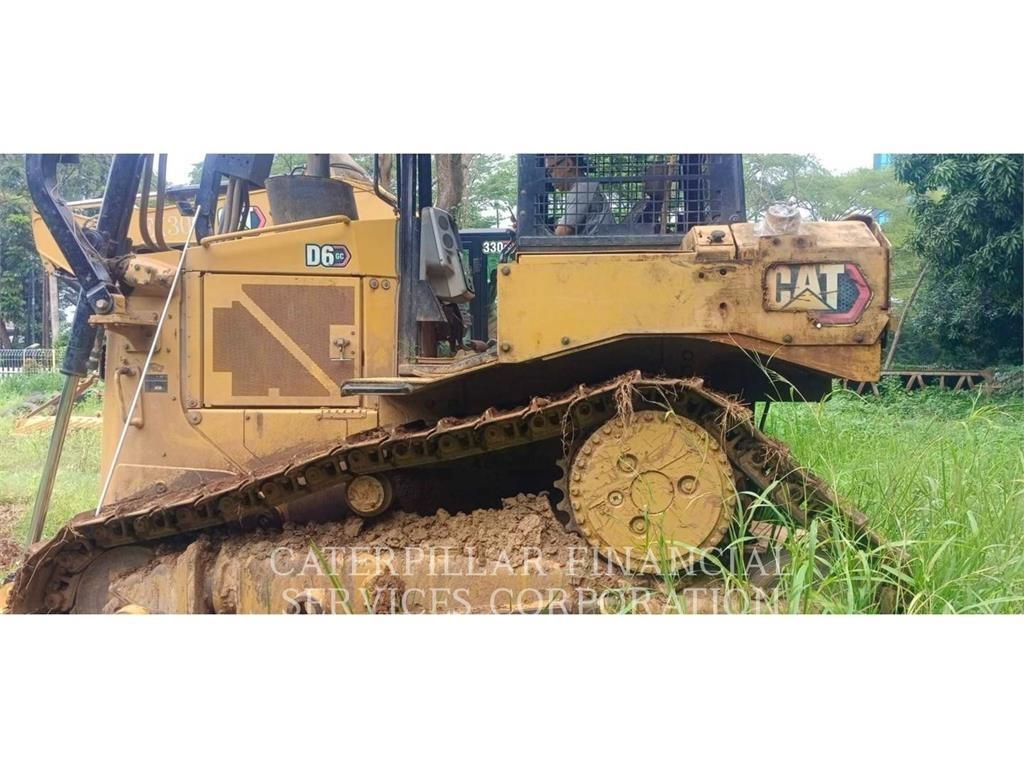 CAT D6GC بلدوزرات مجنزرة