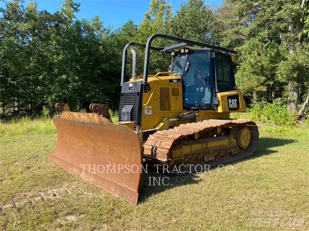 CAT D6K2 بلدوزرات مجنزرة