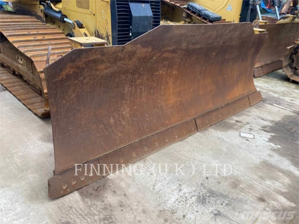 CAT D6K2 LGP بلدوزرات مجنزرة