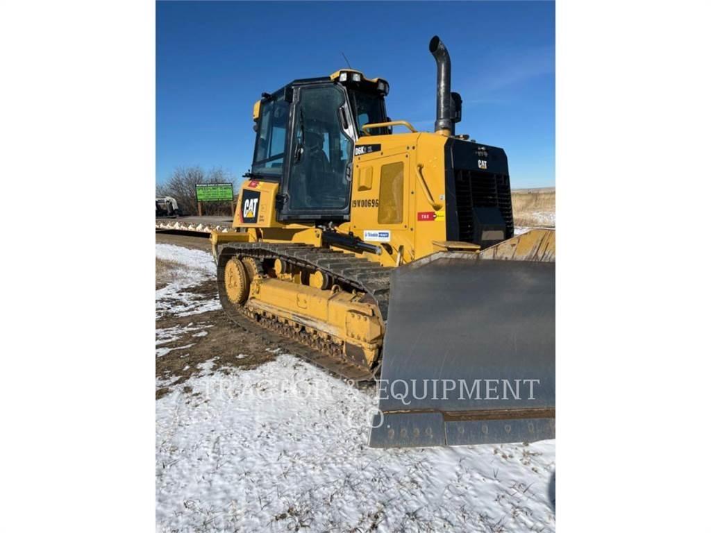 CAT D6K2 XL بلدوزرات مجنزرة