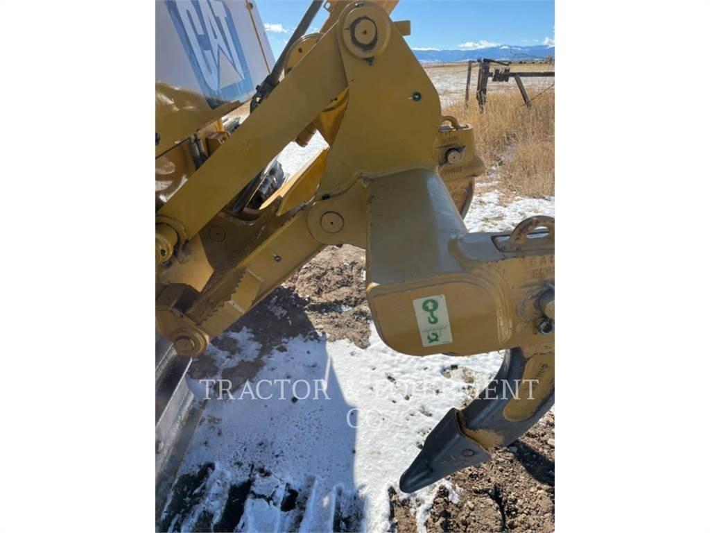 CAT D6K2 XL بلدوزرات مجنزرة