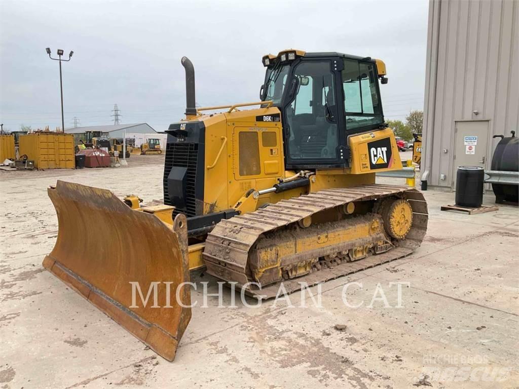 CAT D6K2L AHZ24F بلدوزرات مجنزرة