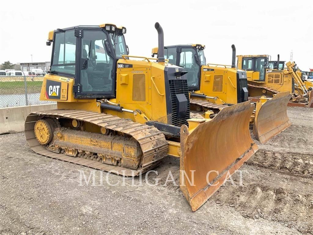 CAT D6K2L AHZ24F بلدوزرات مجنزرة