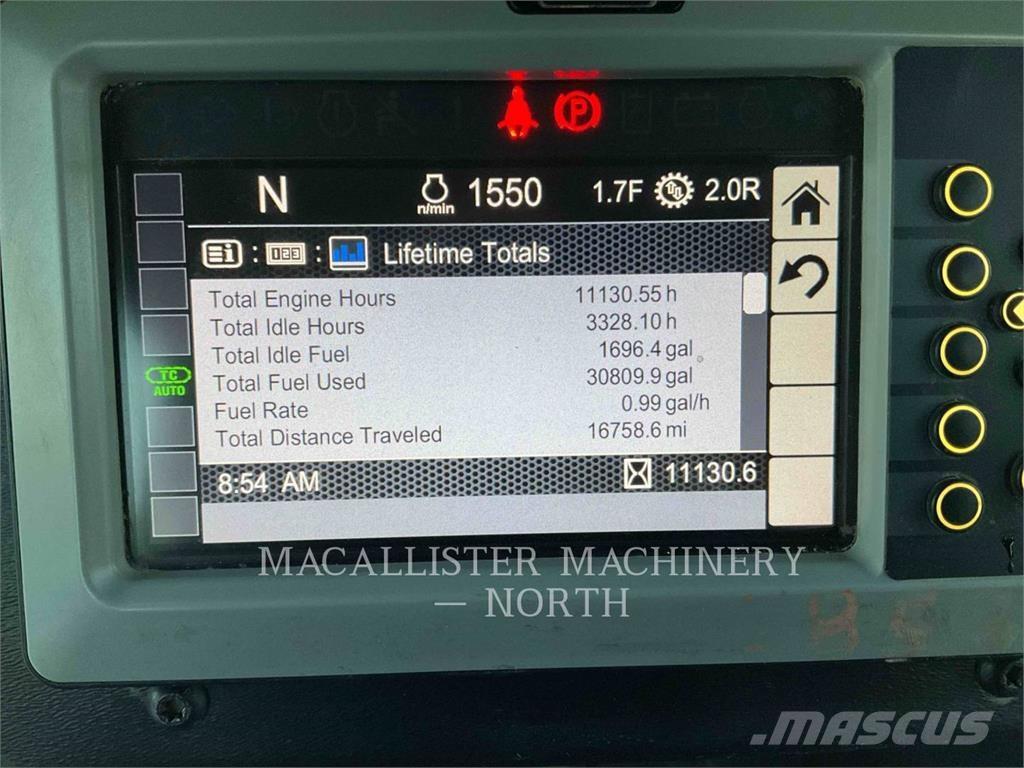 CAT D6K2L AHZ24F بلدوزرات مجنزرة