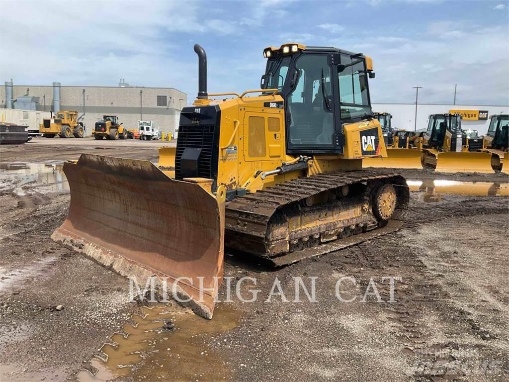 CAT D6K2L AZ24F بلدوزرات مجنزرة