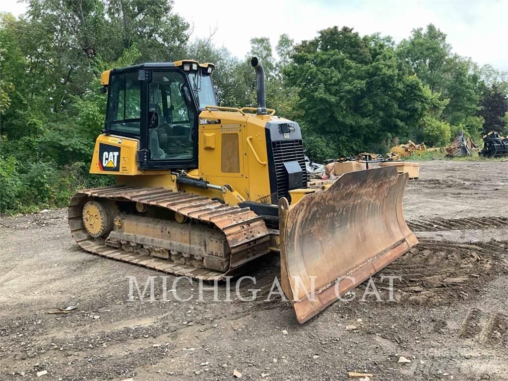 CAT D6K2L AZ24F بلدوزرات مجنزرة