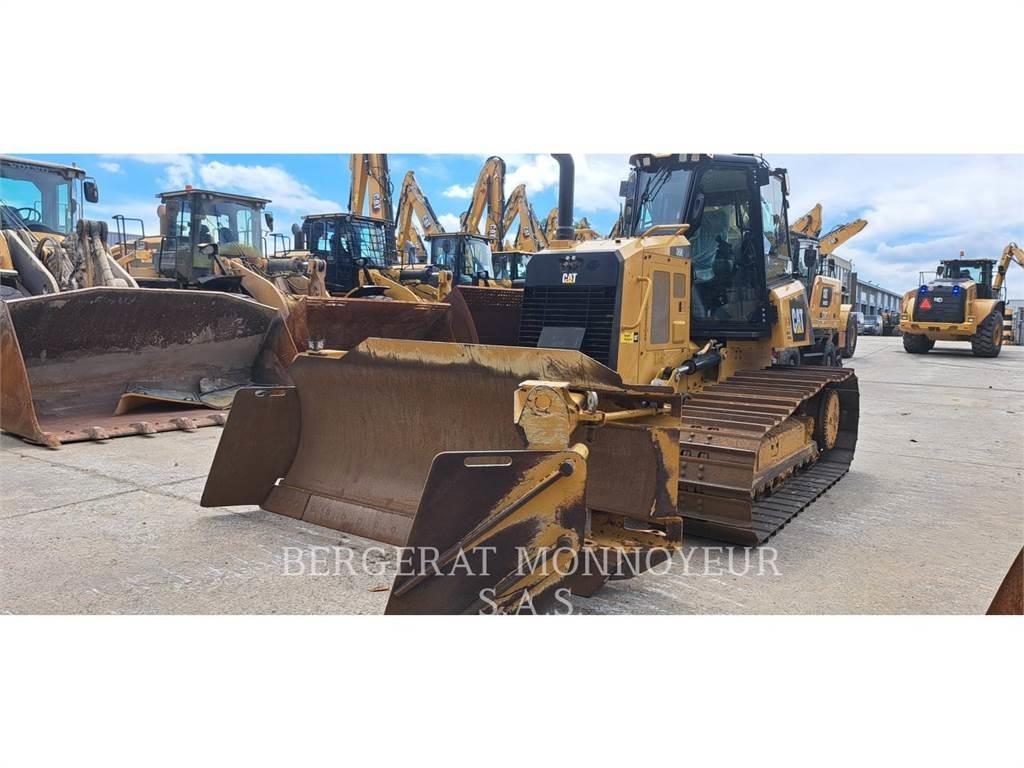 CAT D6K2LGP بلدوزرات مجنزرة