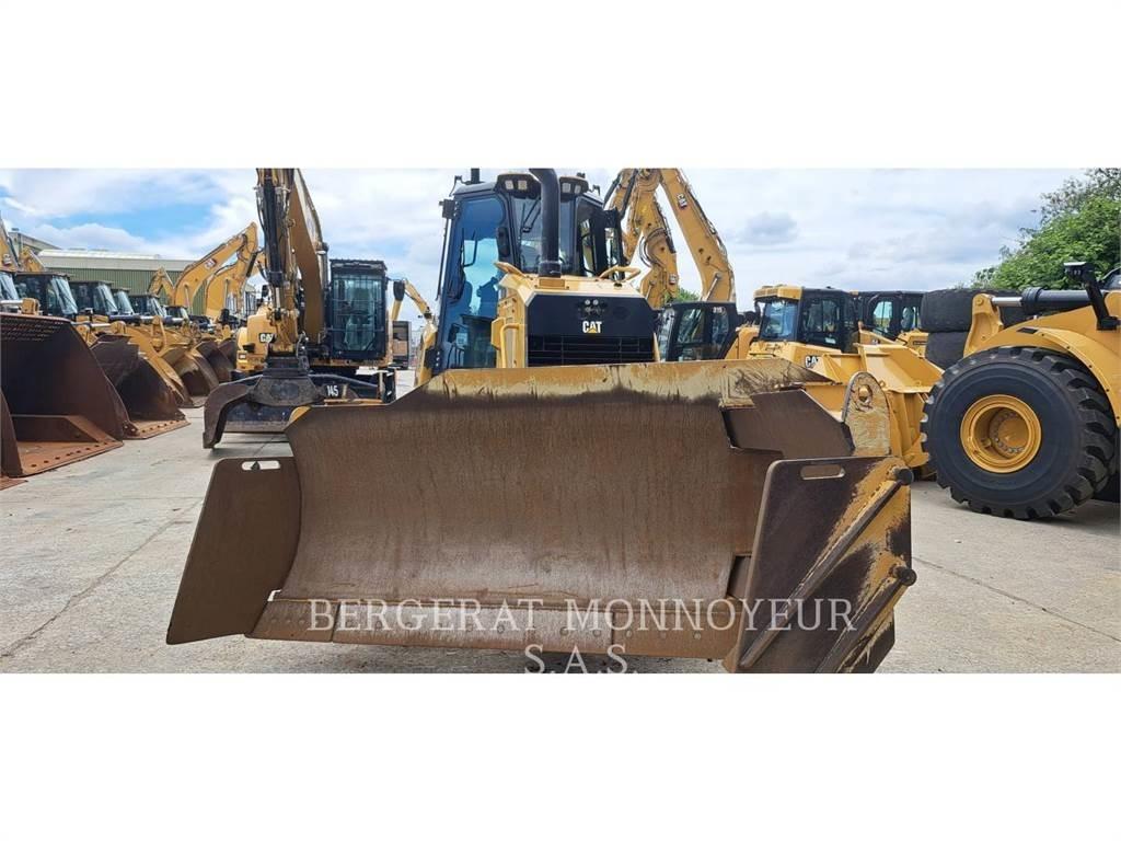 CAT D6K2LGP بلدوزرات مجنزرة