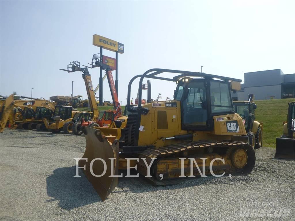 CAT D6K2LGP بلدوزرات مجنزرة