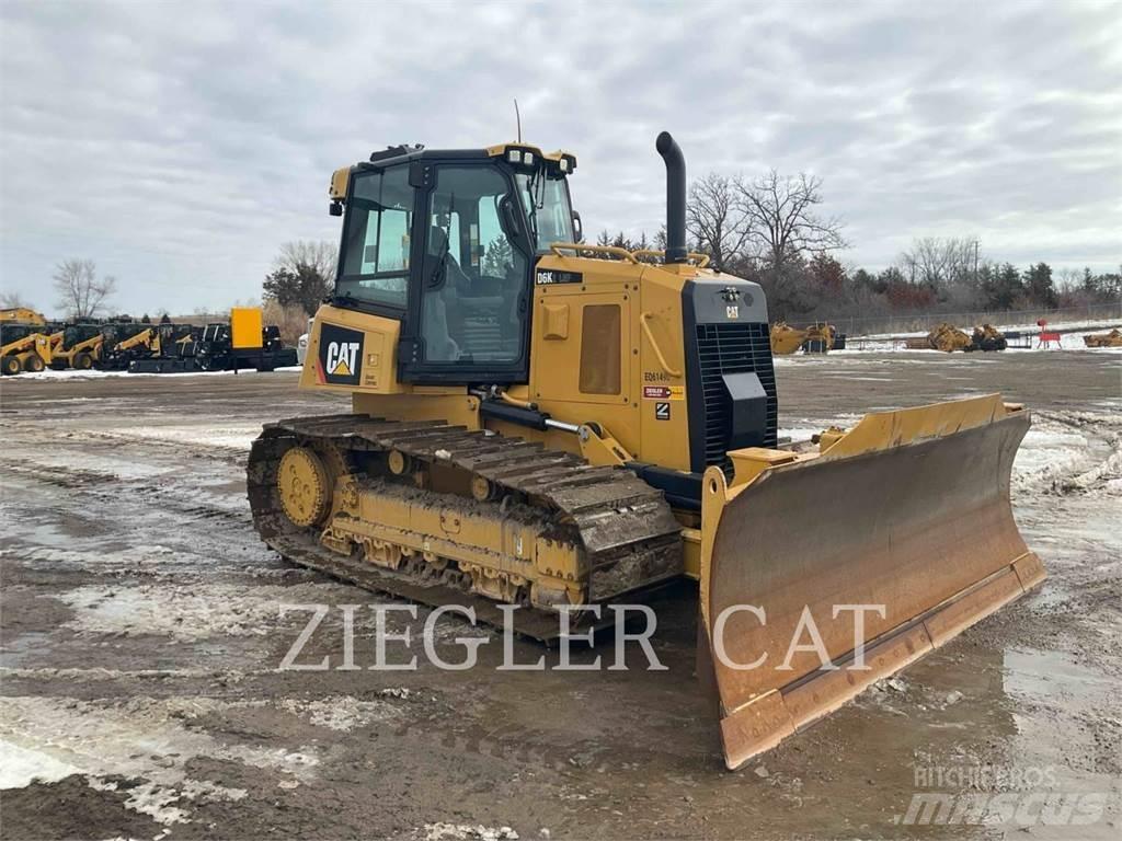 CAT D6K2LGP بلدوزرات مجنزرة