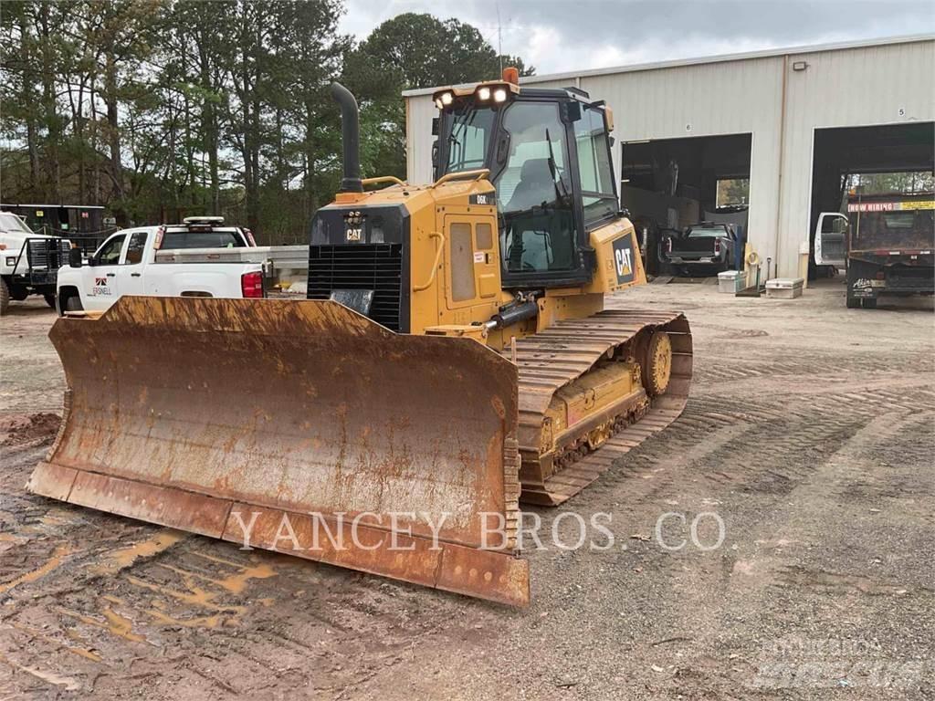 CAT D6K2LGP بلدوزرات مجنزرة