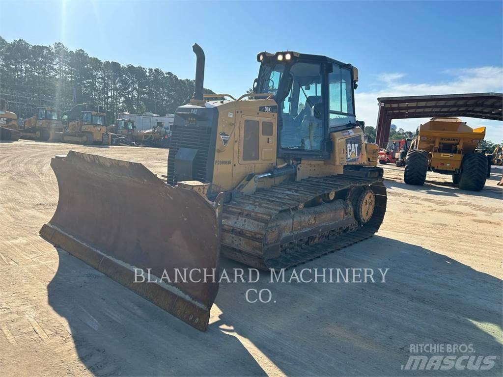 CAT D6K2LGP بلدوزرات مجنزرة