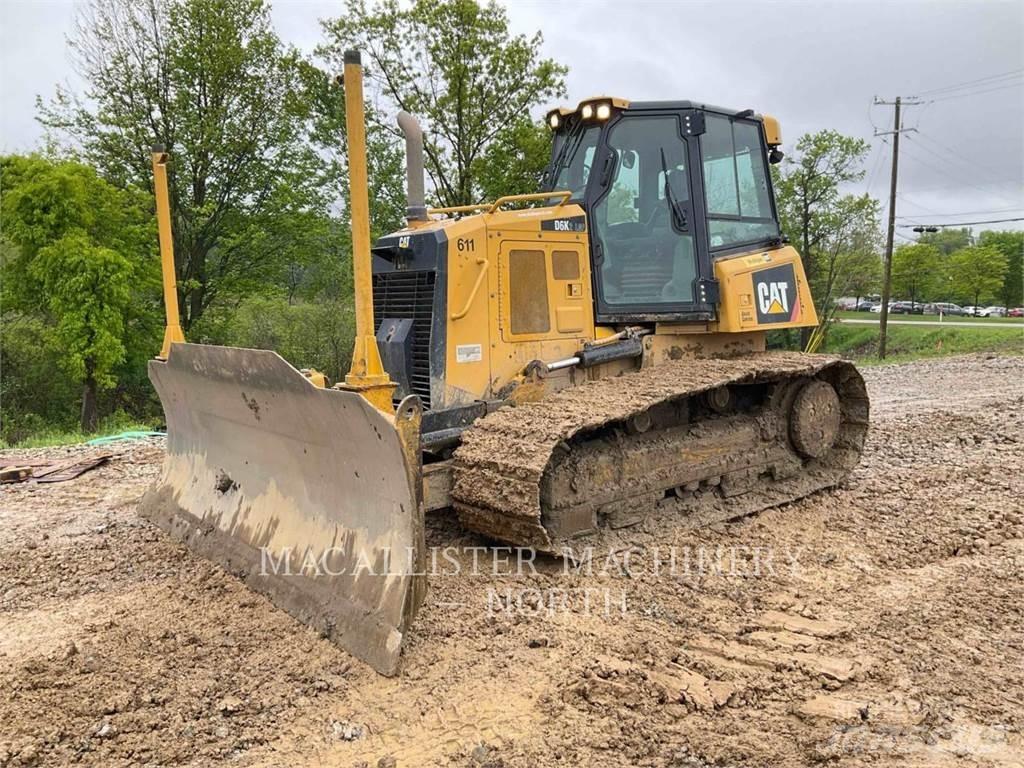 CAT D6K2LGP بلدوزرات مجنزرة