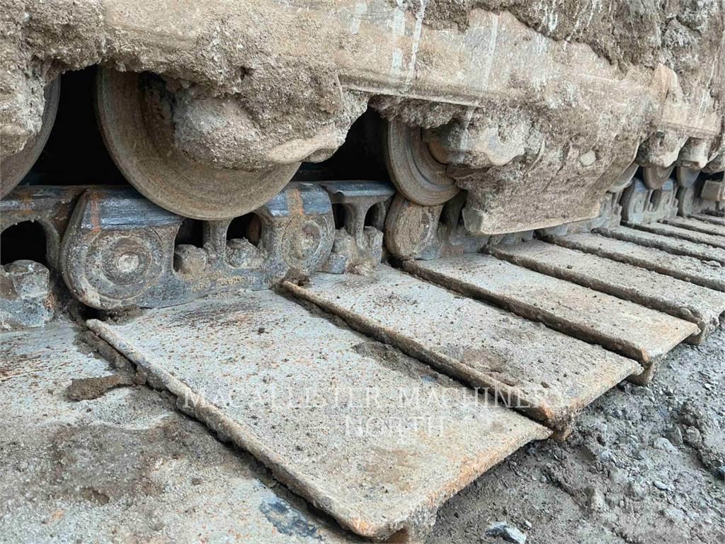 CAT D6K2LGP بلدوزرات مجنزرة