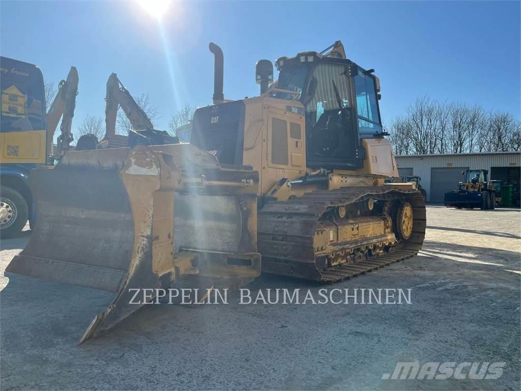 CAT D6K2LGP بلدوزرات مجنزرة