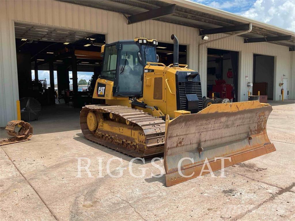 CAT D6K2LGP بلدوزرات مجنزرة