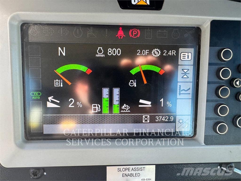 CAT D6K2LGP بلدوزرات مجنزرة