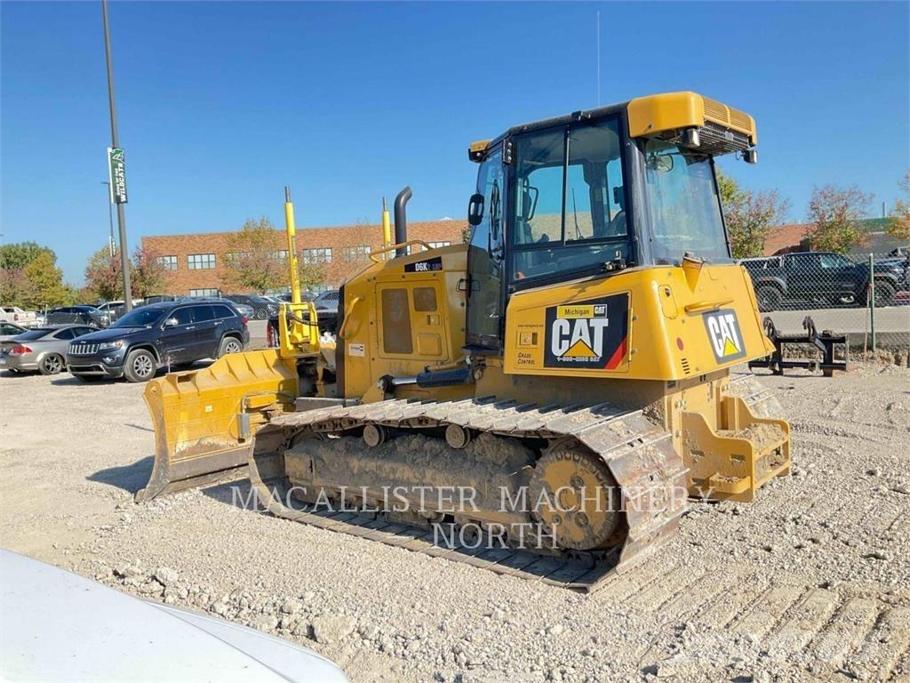 CAT D6K2LGP بلدوزرات مجنزرة
