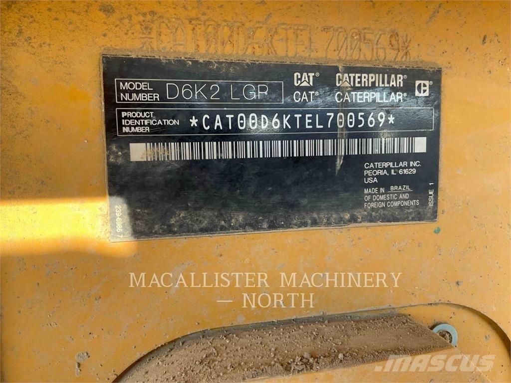 CAT D6K2LGP بلدوزرات مجنزرة