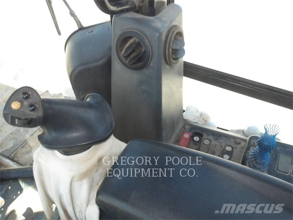 CAT D6K2LGP بلدوزرات مجنزرة