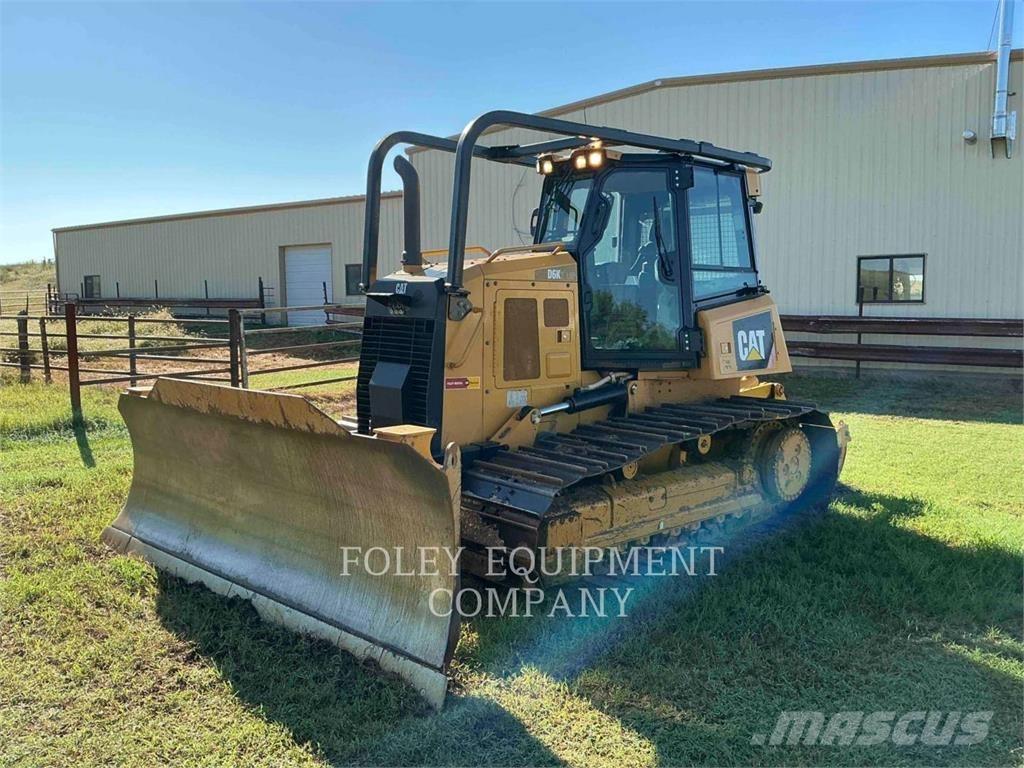 CAT D6K2LGP بلدوزرات مجنزرة